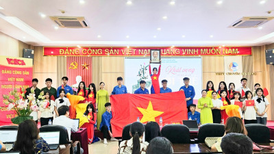 Đảng bộ Trường THPT Chuyên Hạ Long tổ chức sinh hoạt chuyên đề quý II năm 2025